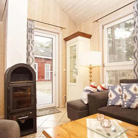 Strandnahes Ferienhaus Mit Kamin Und Terrasse - Ferienhaus Seerobbe Baabe