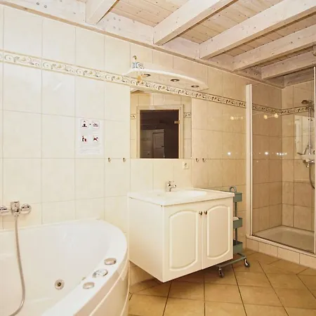 Strandnahes Ferienhaus Mit Kamin Und Terrasse - Ferienhaus Seerobbe Casa vacanze Baabe